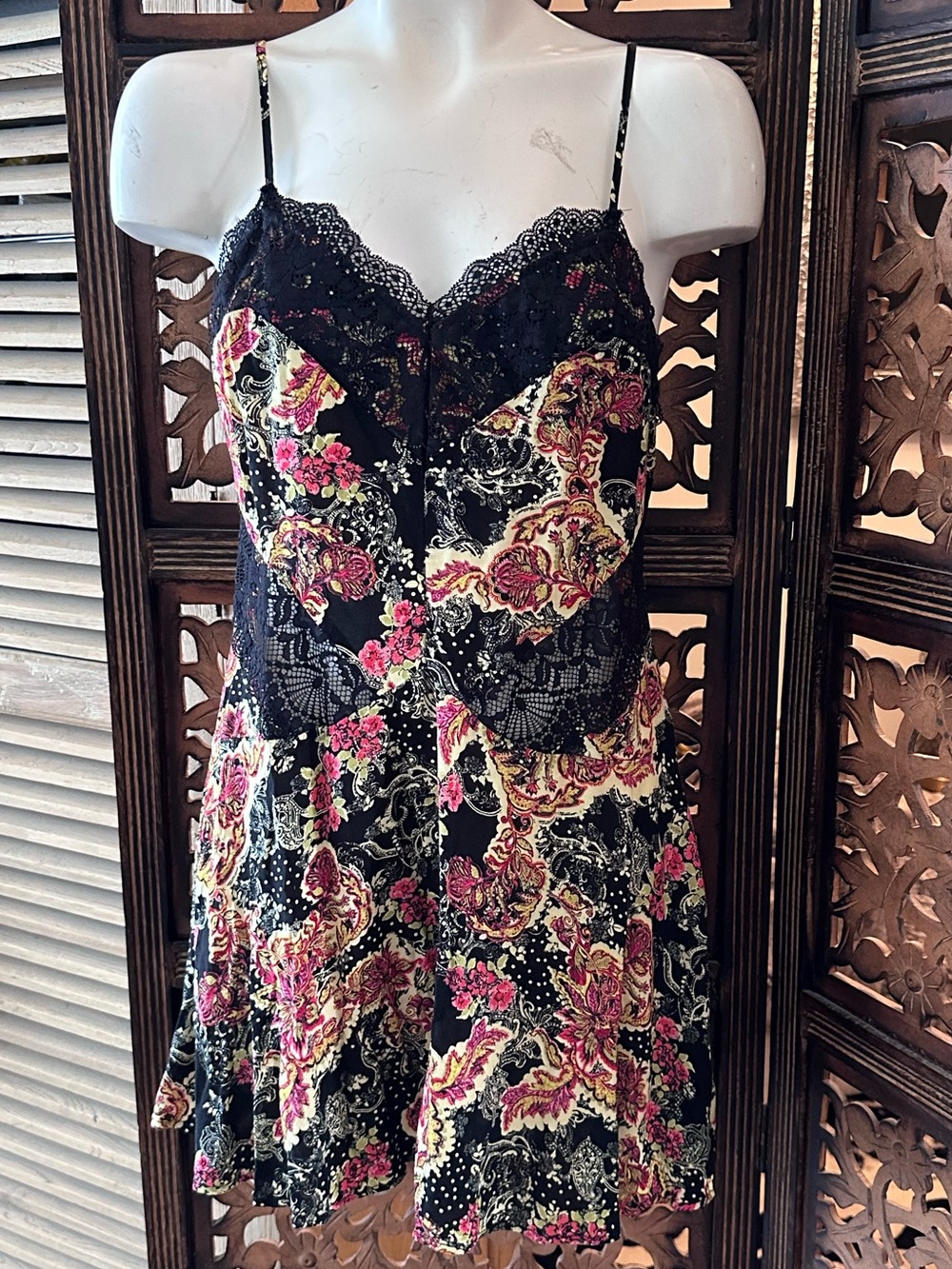 Free People Intimately Boho Multicolor Floral Paisley Lace Chemise / Slip / Gown - Picture 2 of 12